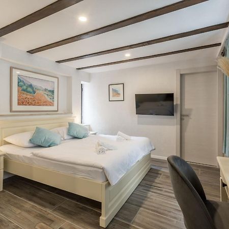 Old Town B&B Rooms Matusko สปลิท ภายนอก รูปภาพ