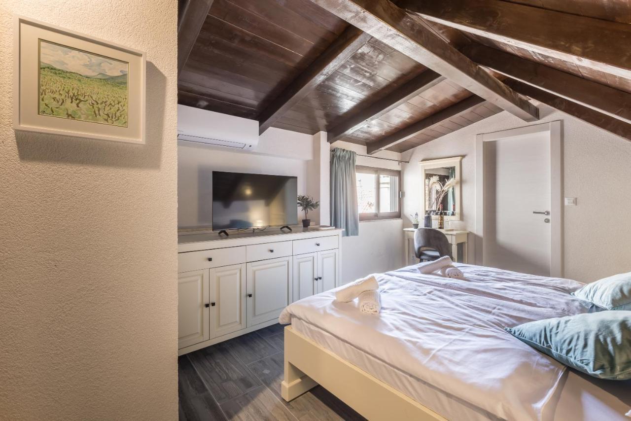 Old Town B&B Rooms Matusko สปลิท ภายนอก รูปภาพ