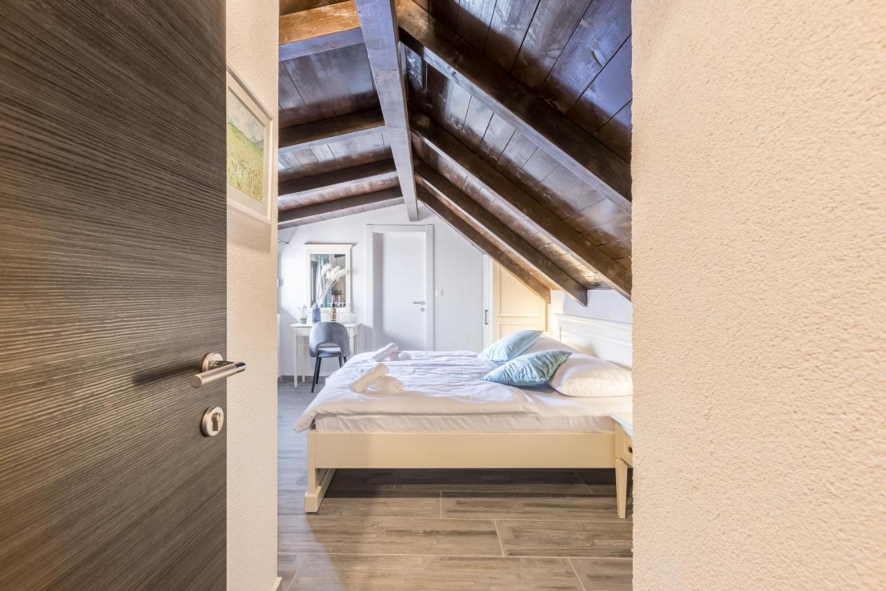 Old Town B&B Rooms Matusko สปลิท ภายนอก รูปภาพ