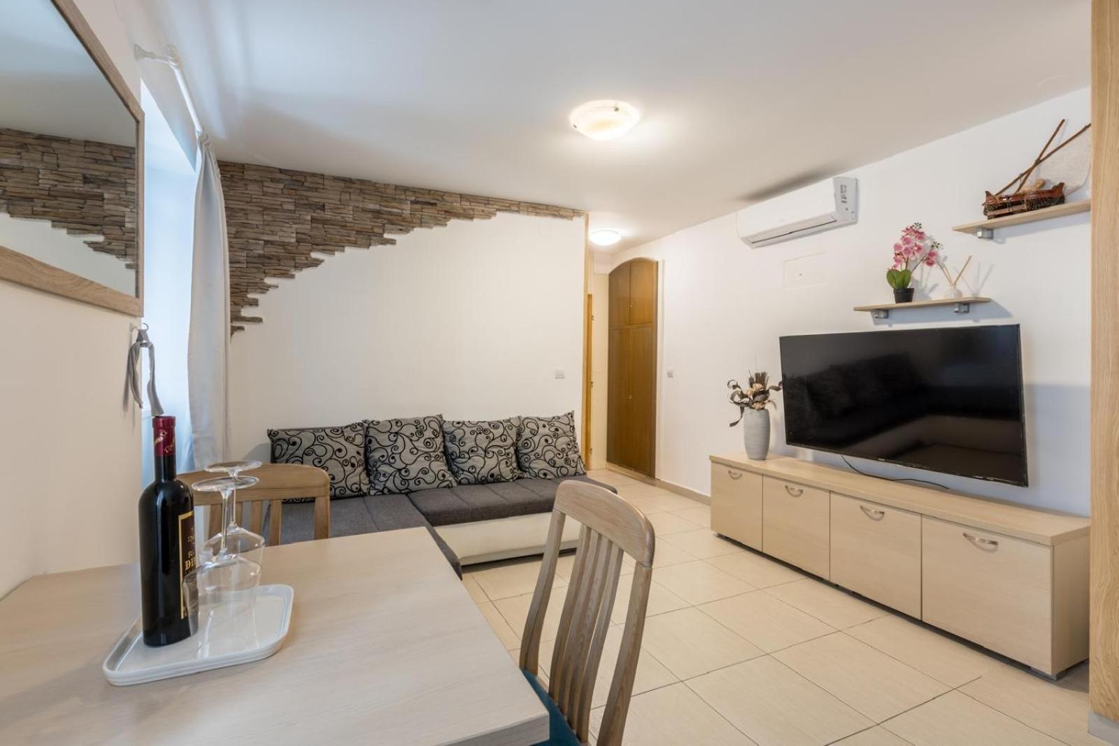 Old Town B&B Rooms Matusko สปลิท ภายนอก รูปภาพ